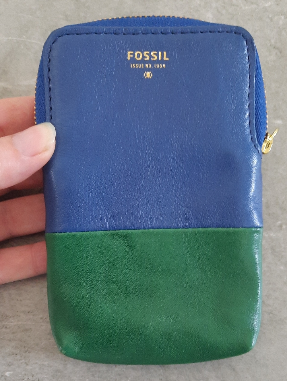 Fossil Blue and Green Leather Zip Wallet